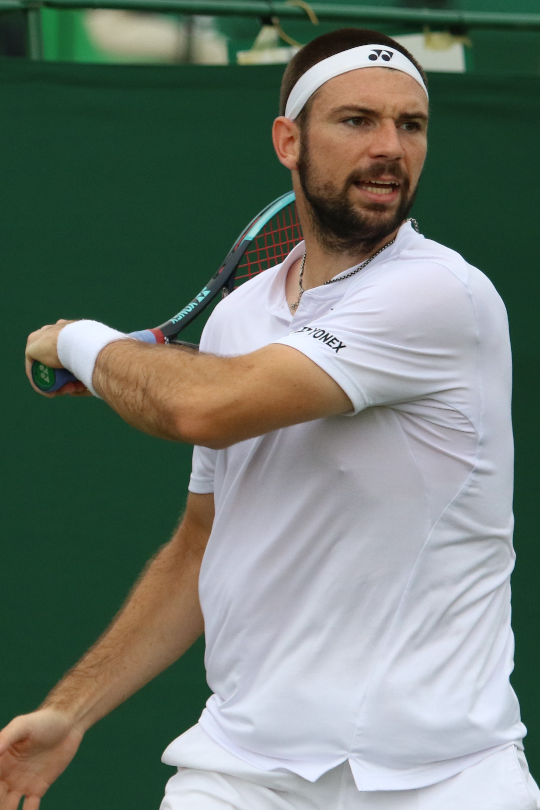 罗迪诺夫，朱里杰